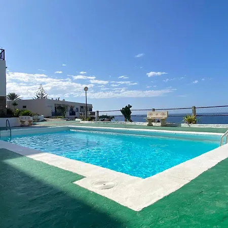 Apartment With Sea Views Near Patalava *