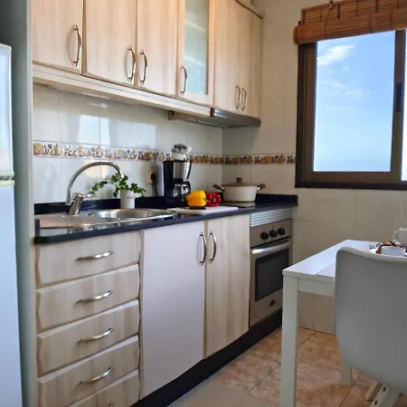 Apartment With Sea Views Near Patalava
